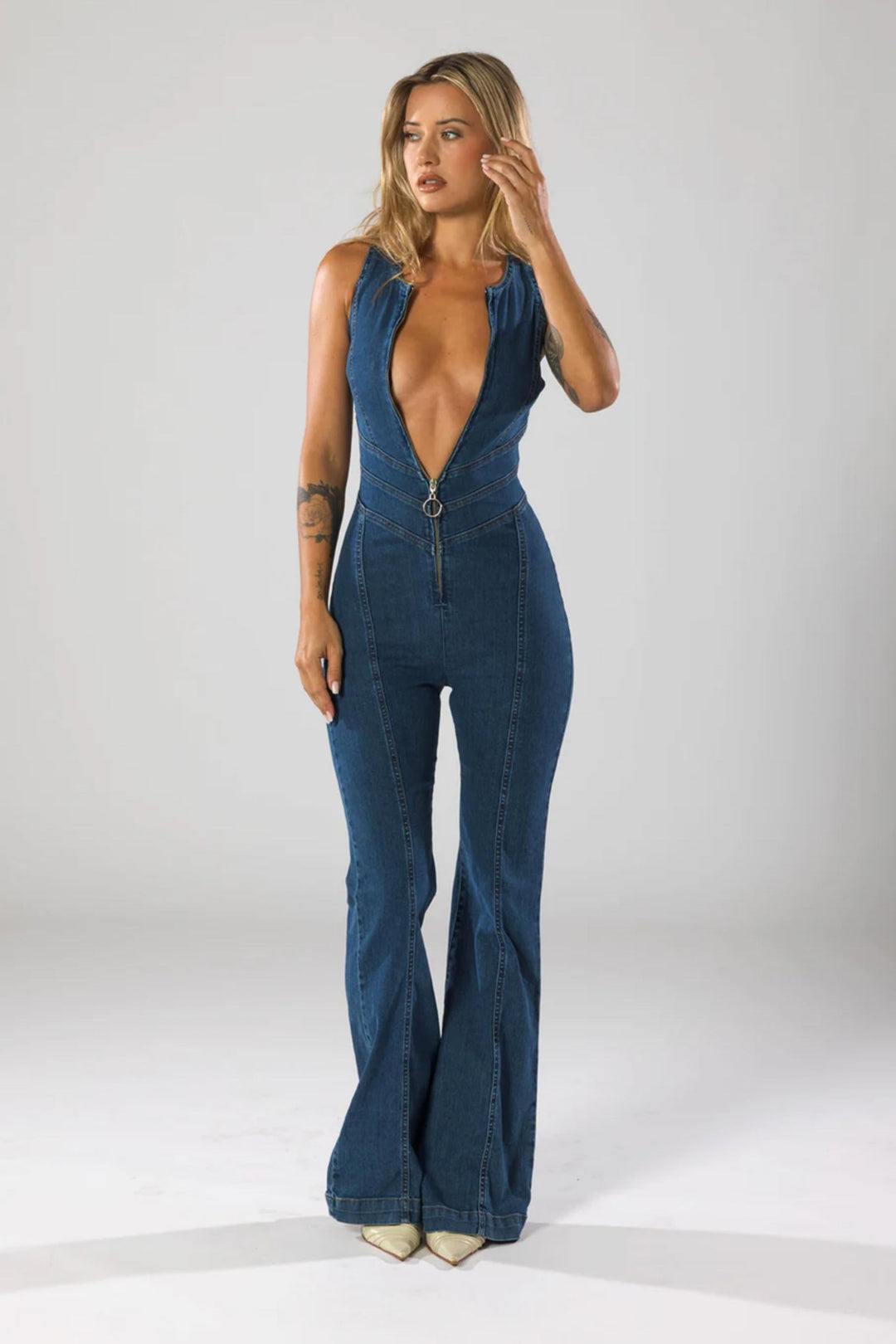 Cordate Designed Back Flared Denim Jumpsuit