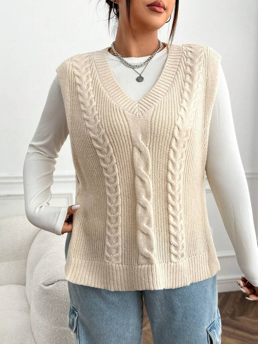 Cable Knit Split Hem Sweater Vest