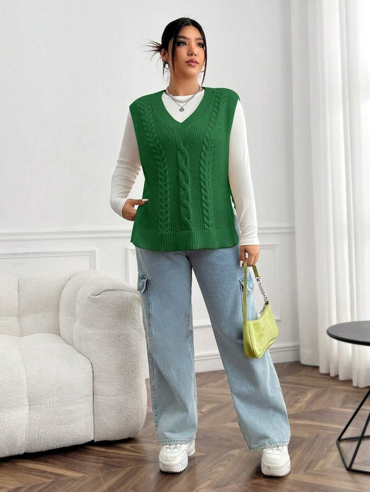 Cable Knit Split Hem Sweater Vest