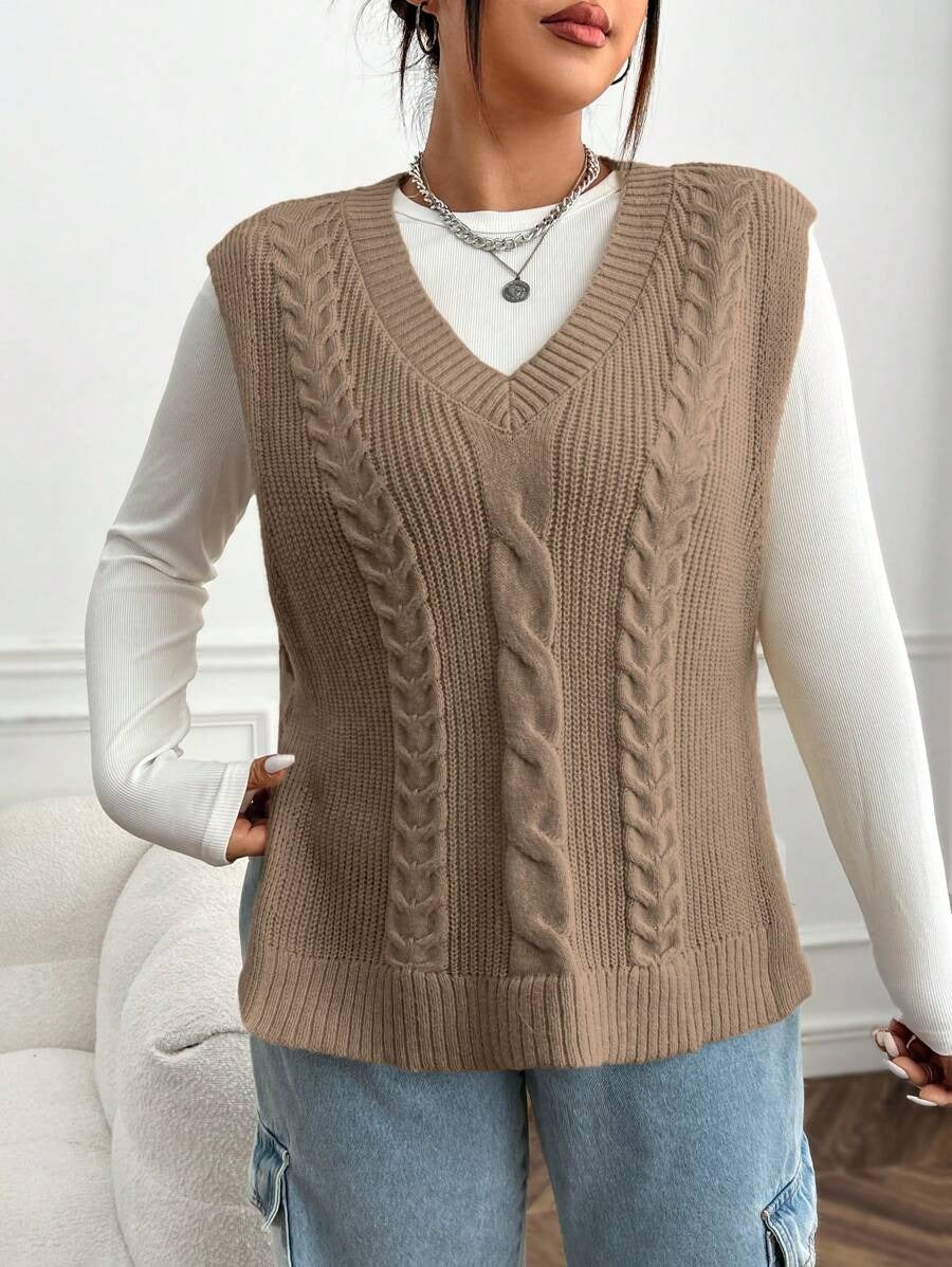 Cable Knit Split Hem Sweater Vest