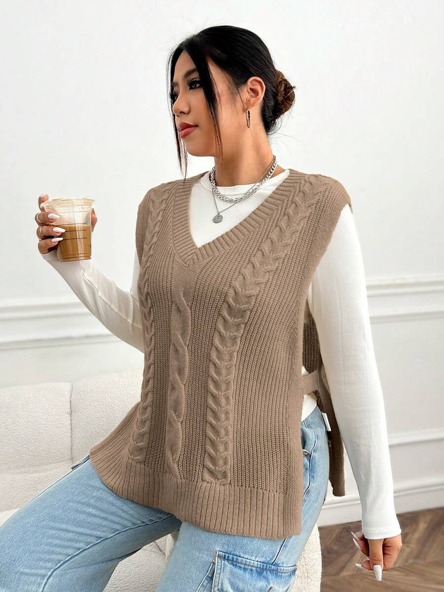 Cable Knit Split Hem Sweater Vest