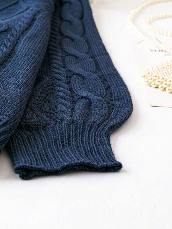 Cable Knitted Sweater With Raglan Sleeves