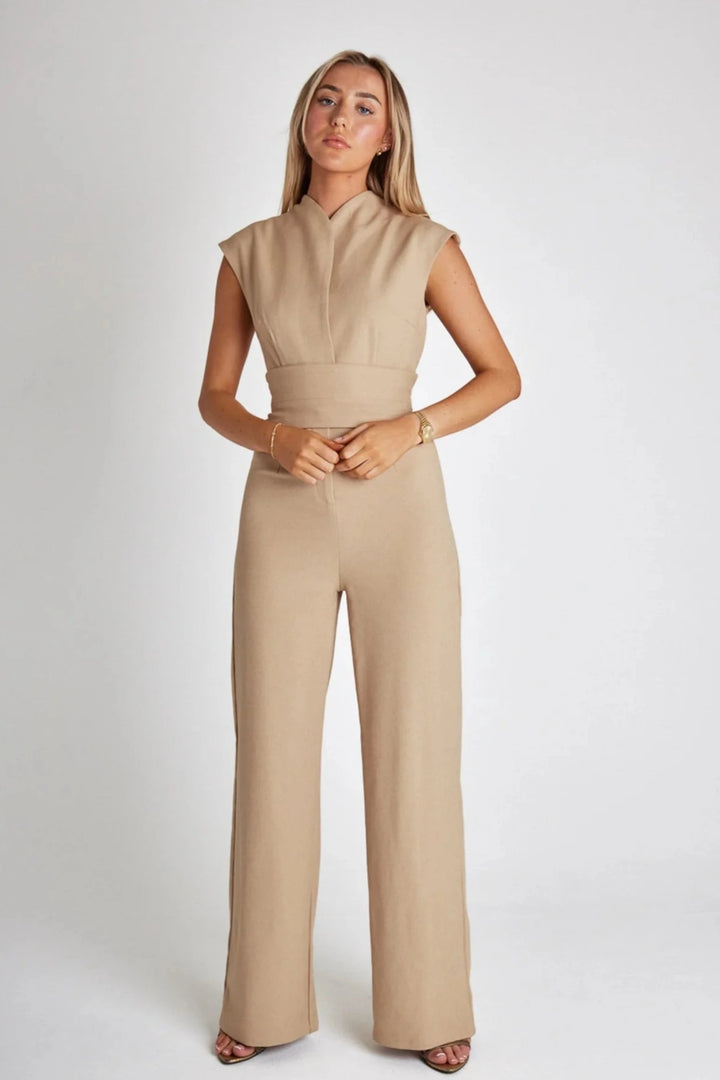 Aesthetic Designed Sleeveless Belted Jumpsuit