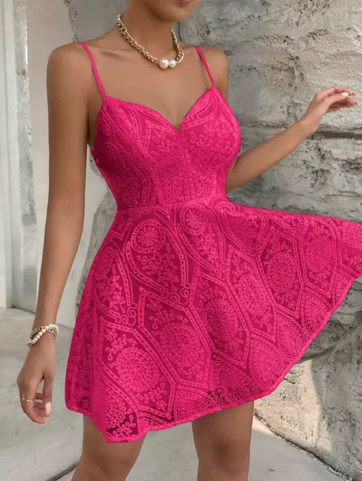 Einfarbiges Cami-Kleid aus Spitze 