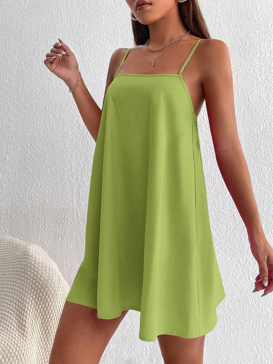 Solides Cami-Kleid mit Spaghettiträgern 