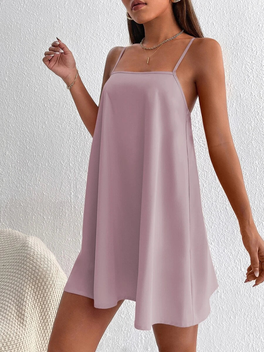 Solides Cami-Kleid mit Spaghettiträgern 