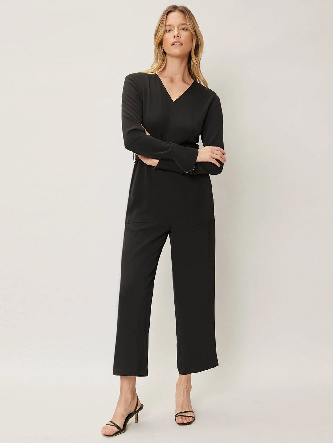 Capris-Jumpsuit mit Gürtel