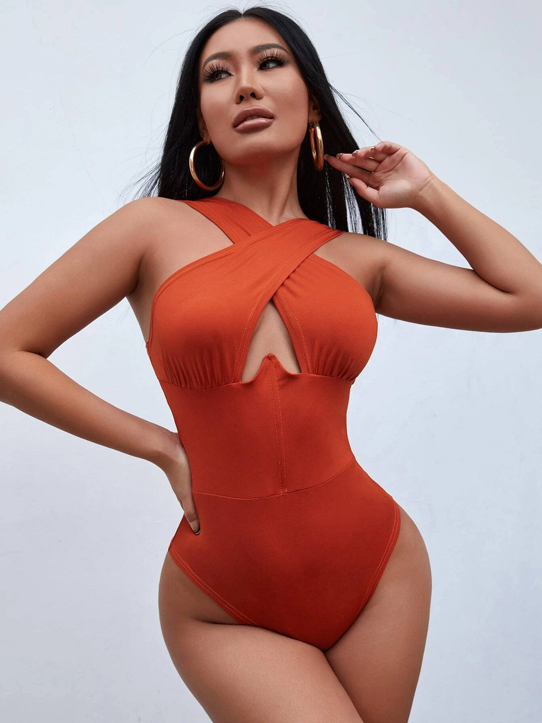 Vorne gekreuzter Bodysuit 