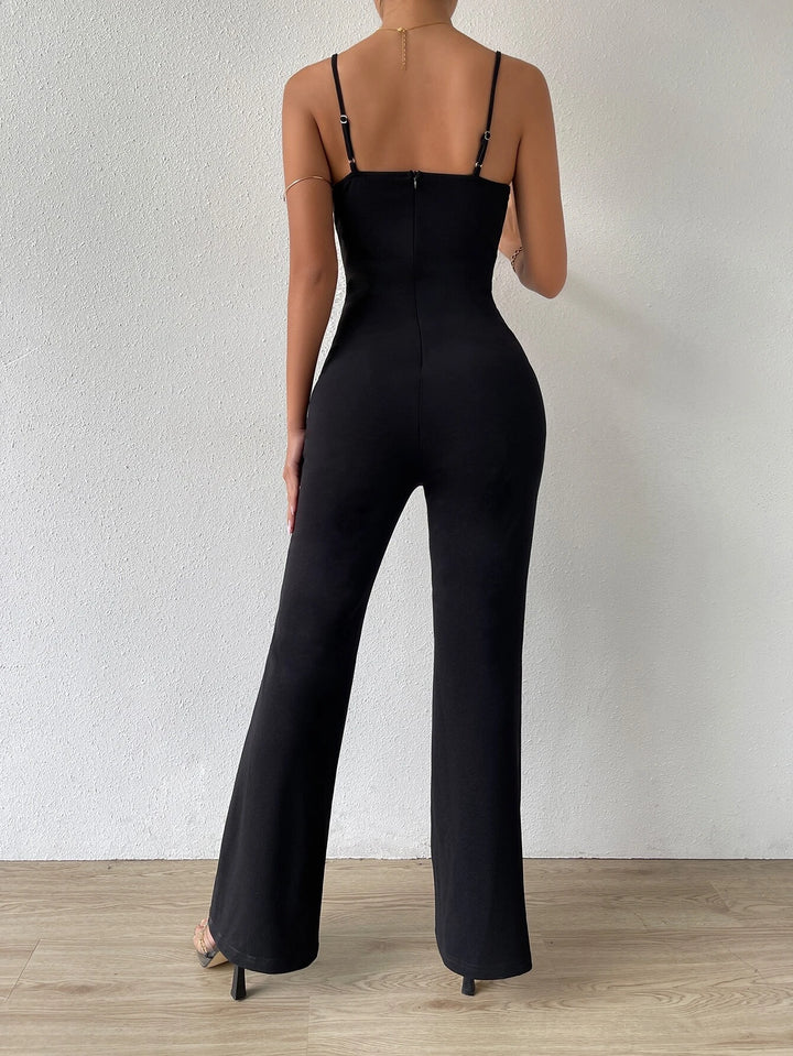 Ganzanzug-Jumpsuit mit Spitzeneinsatz und Camisole