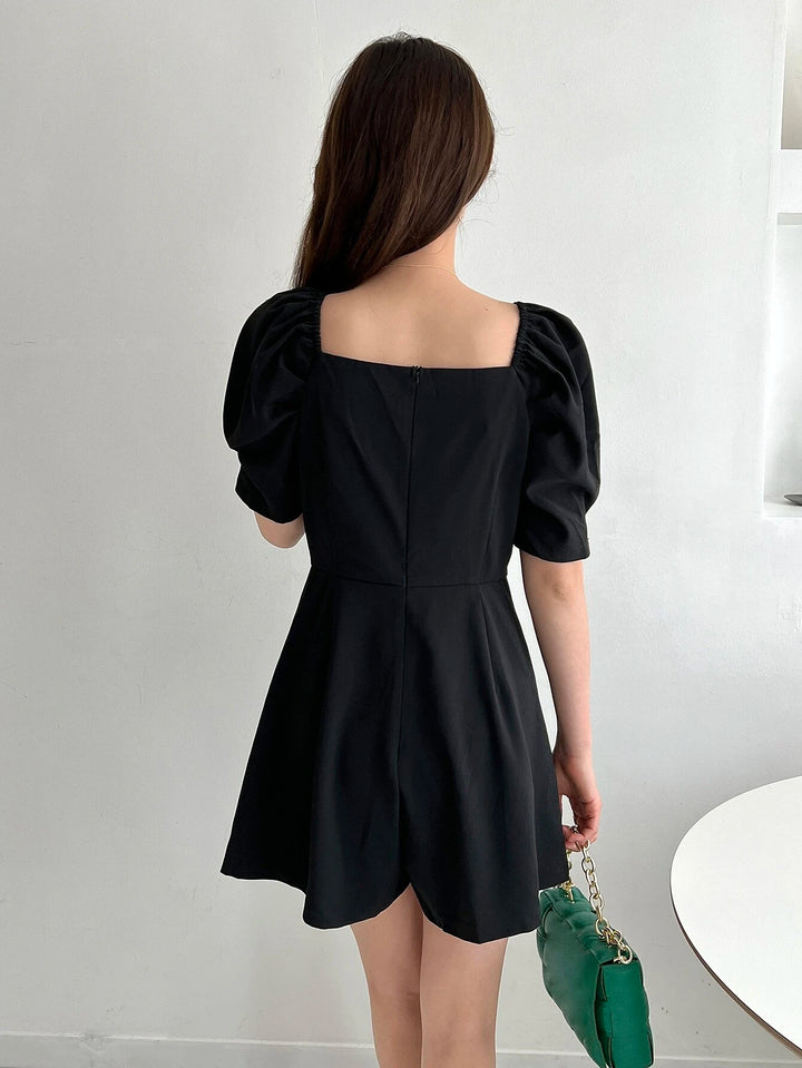 Casual Puff Sleeve Pocket Romper