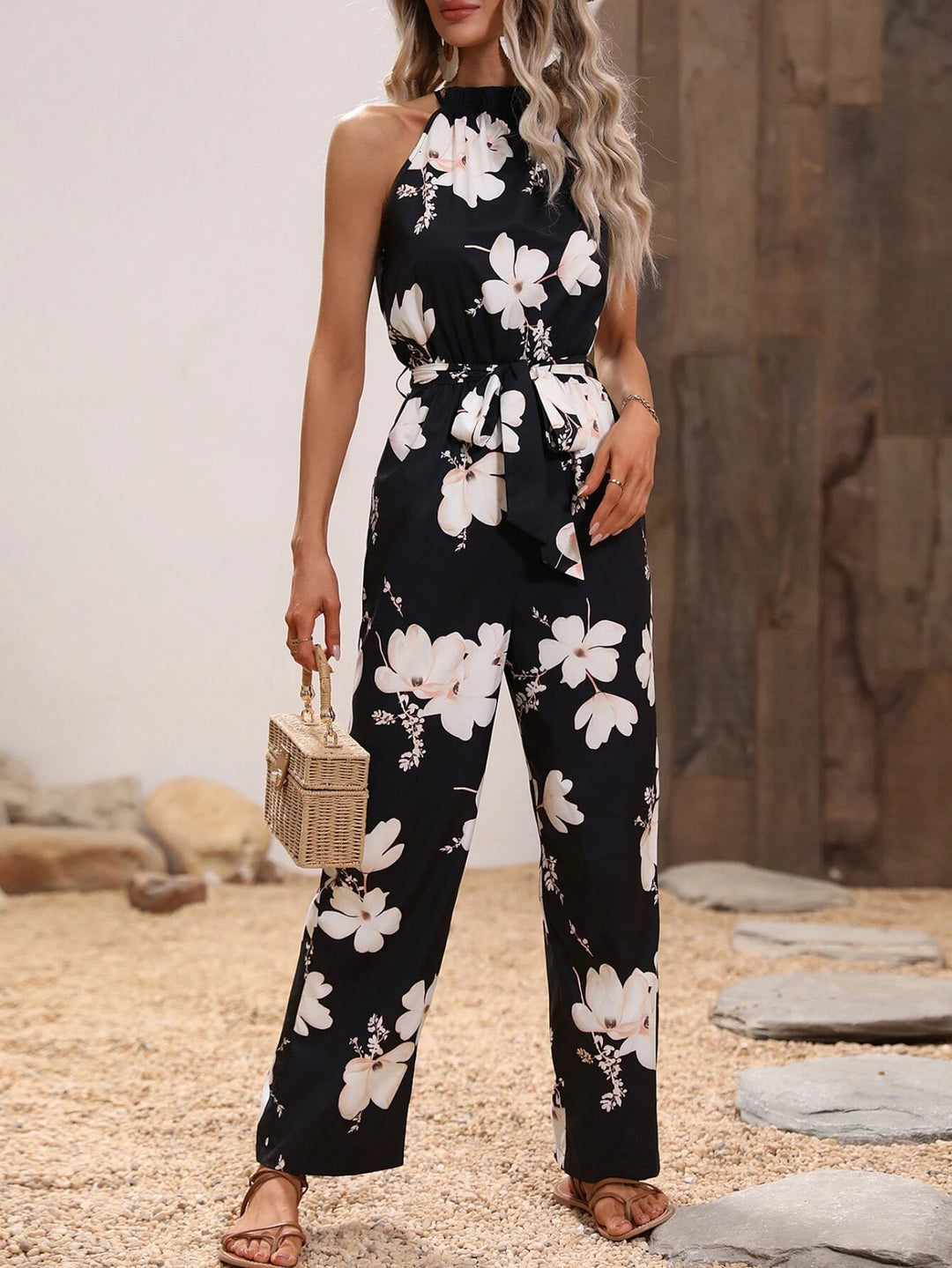 Jumpsuit mit Blumenmuster und Gürtel