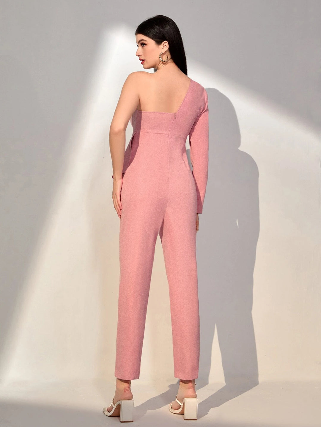 One-Shoulder-Jumpsuit mit Rüschenbesatz 