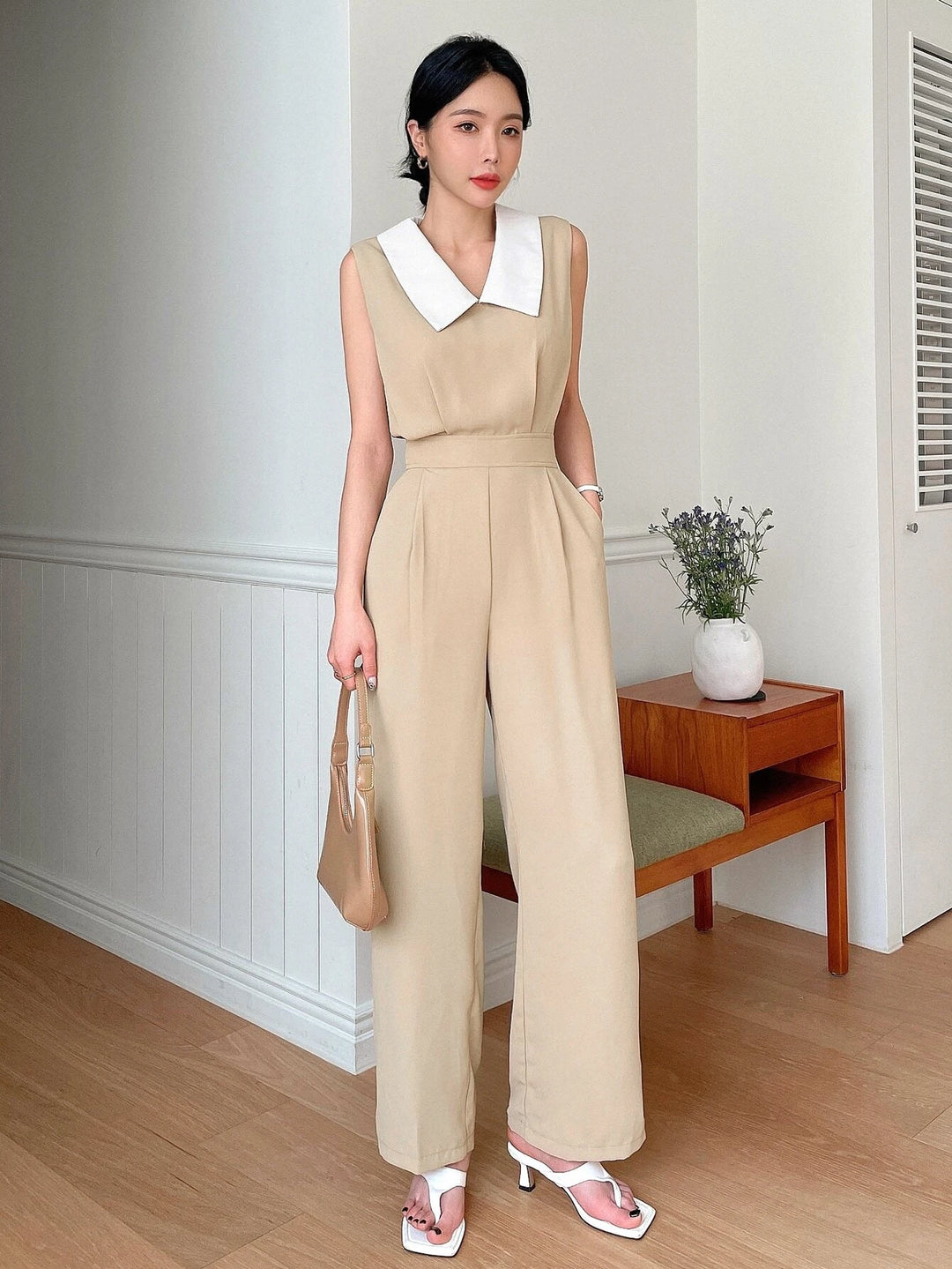 Contrast Collar Sleeveless Wide Leg Jumpsuit