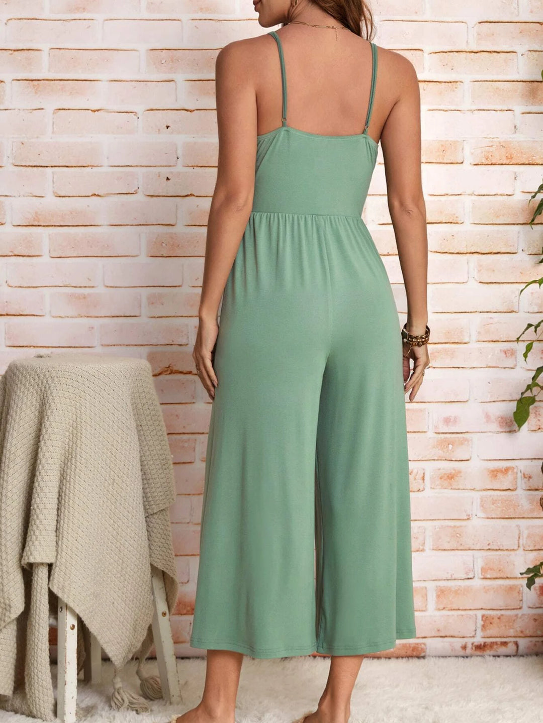 Solid Coloured Cami Jumpsuit Without Belt