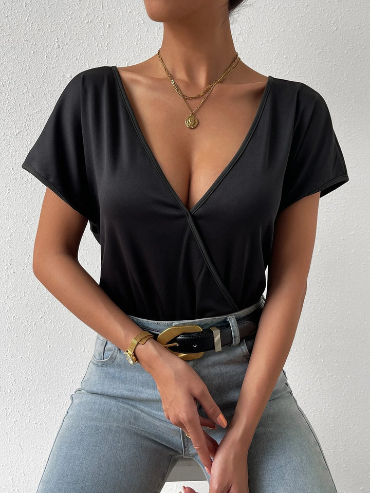 Chain Detailed Backless Batwing Sleeved Bodysuit