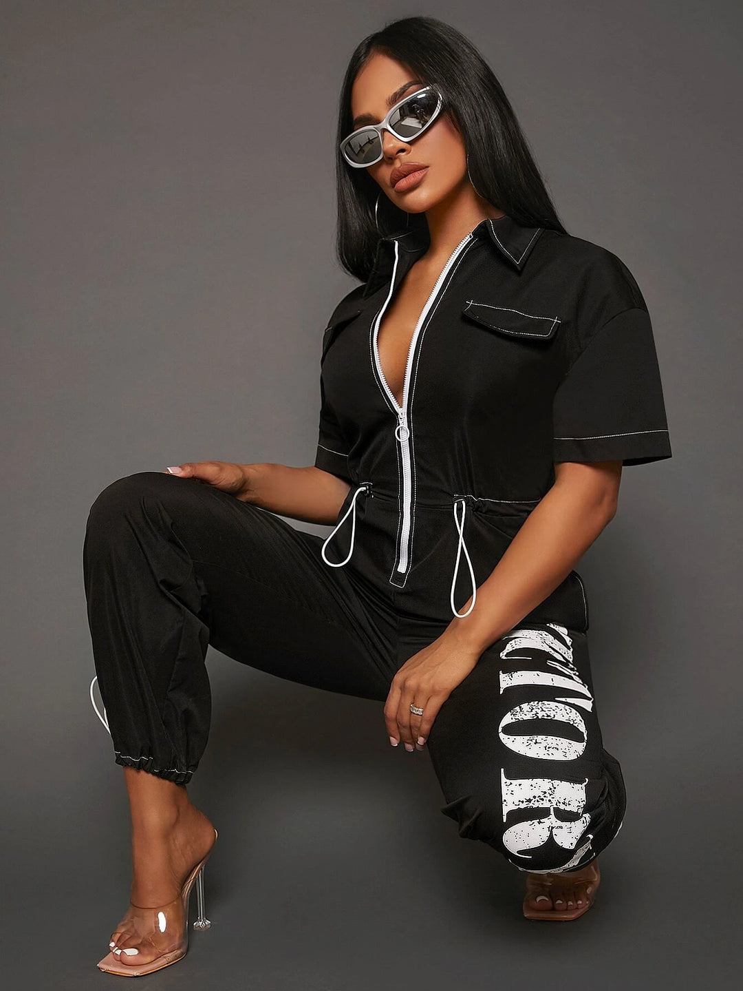 Letter Graphic Contrast Piping Drawstring Waist Jumpsuit