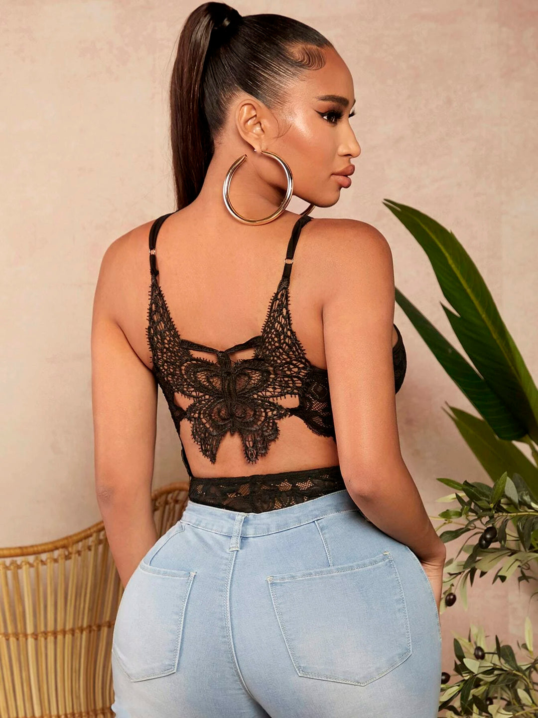 Sleeveless Lace Cami Bodysuit