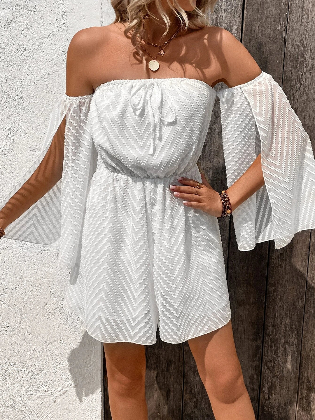 Off Shoulder Knot Front Split Sleeve Romper