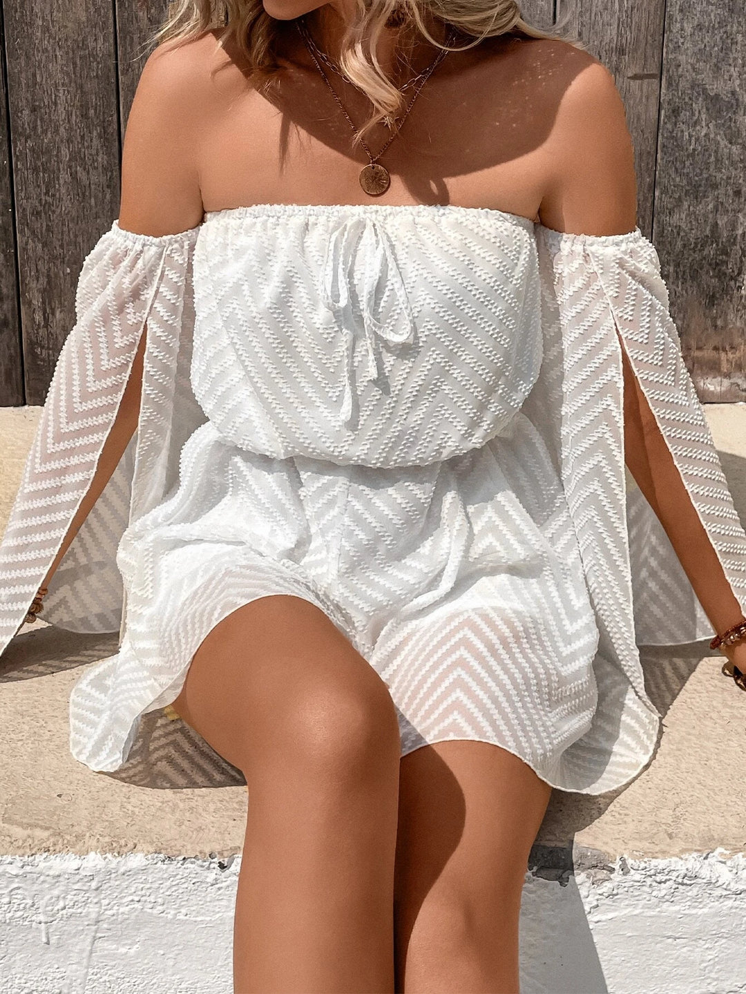 Off Shoulder Knot Front Split Sleeve Romper